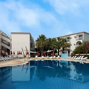 2* Aparthotel Amore Hotel Apartments